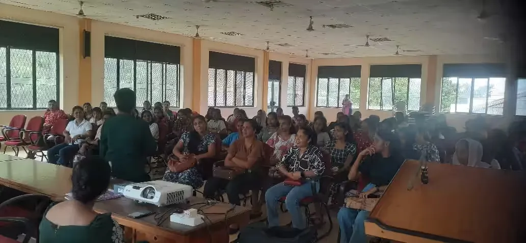 MixMind women leadership workshop team collaboration